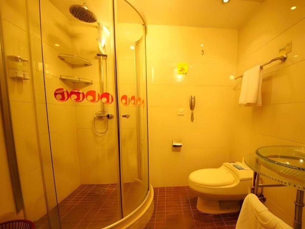 Golden Spring Hotel Lijiang Lijiang  Exterior photo